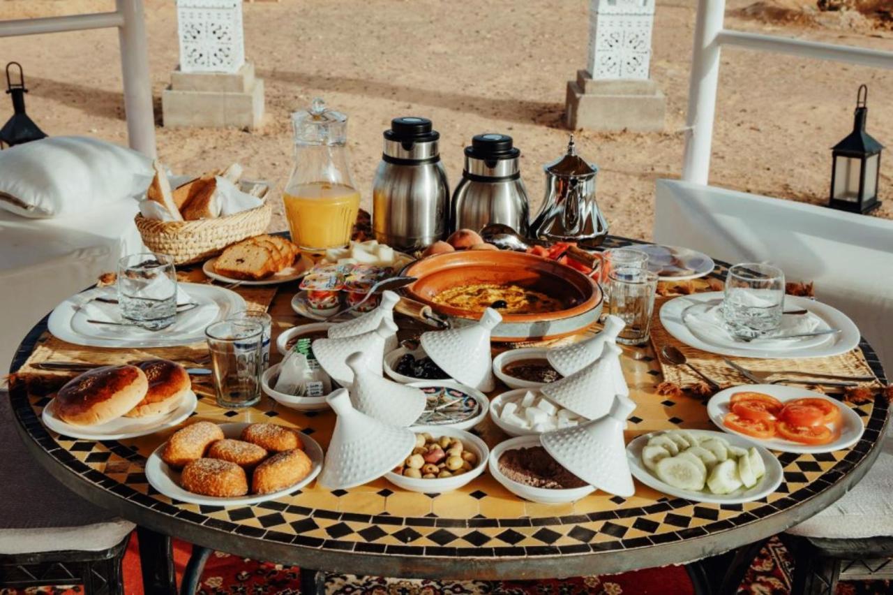 Sky View Camp Hotel Merzouga Ngoại thất bức ảnh